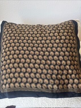 Black & Gold Patterned Silk Scarf - Elegant Accent